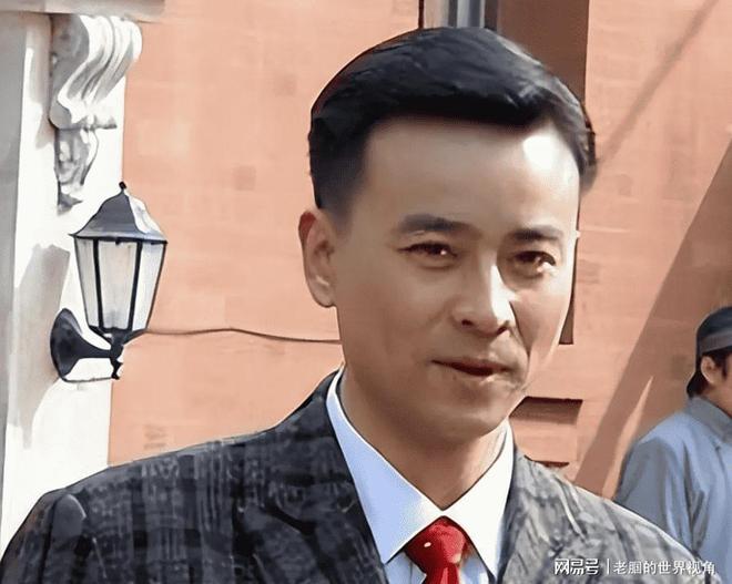 恩愛十幾年難抵殘酷現(xiàn)實？羅鋼娶小23歲郝蕾年齡差原來不算坎(圖11)